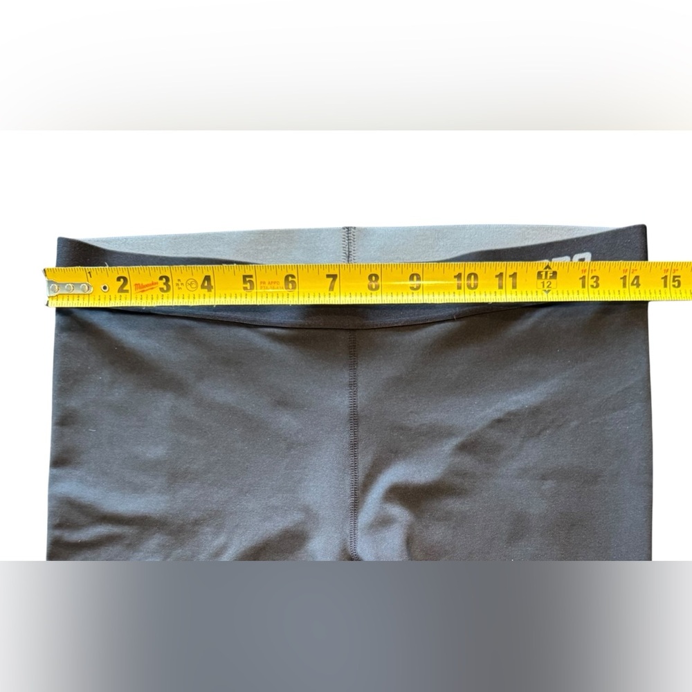 Nike Black Dri Fit Leggings Womens Size Large, Capris Length - Picture 4 of 8